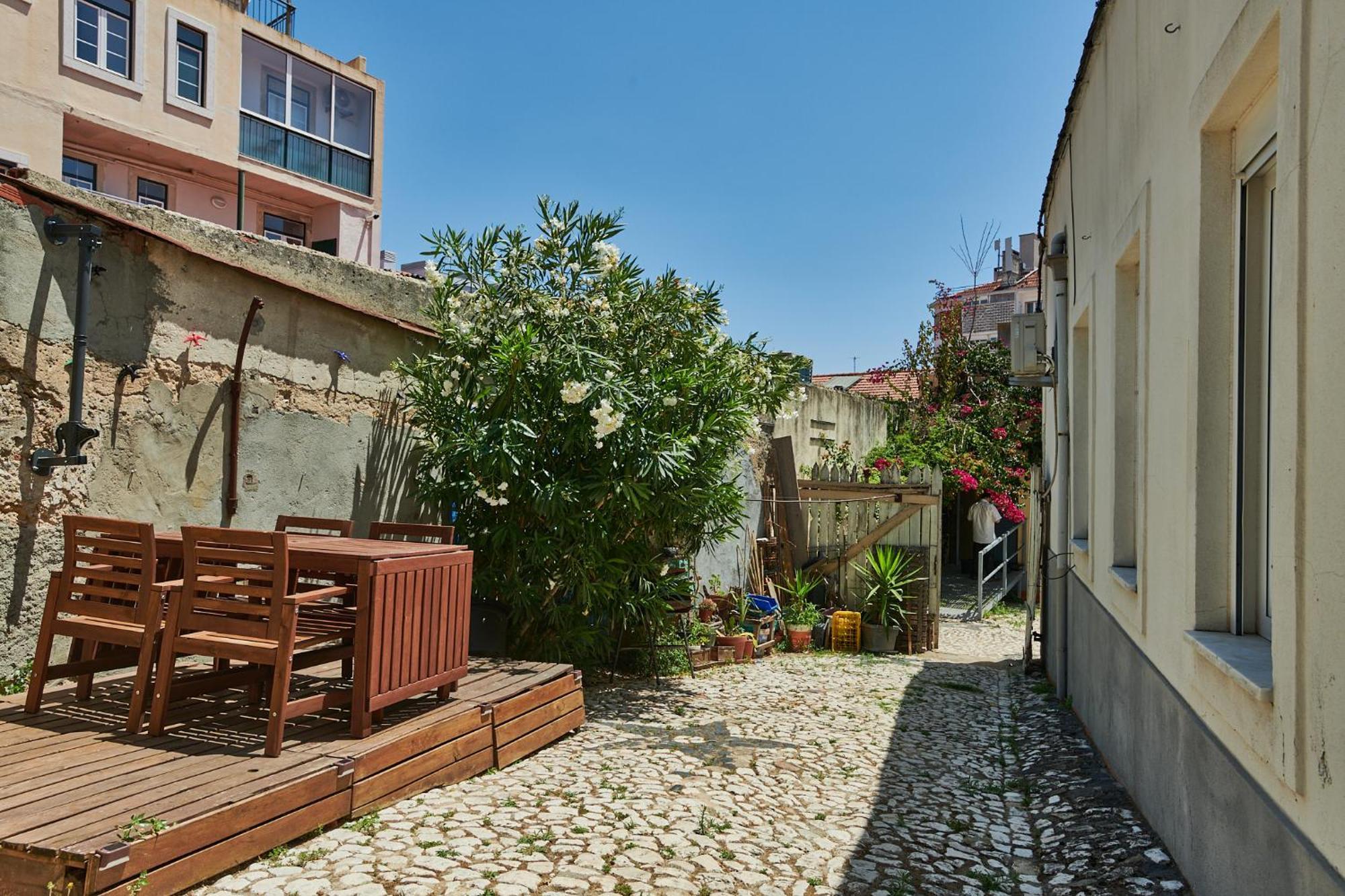 The Back Yard Nest Daire Lisboa Dış mekan fotoğraf